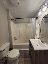 2455 Woodbine Ave, Unit 1 in Knoxville, TN - Building Photo - Building Photo