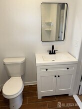 198 Woodland Ave in Fords, NJ - Building Photo - Building Photo