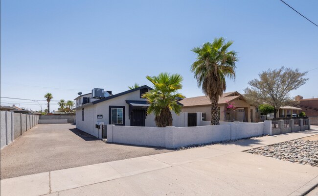1237 W Pierce St in Phoenix, AZ - Building Photo - Building Photo