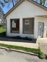 1300 Victoria Ave in New Kensington, PA - Building Photo