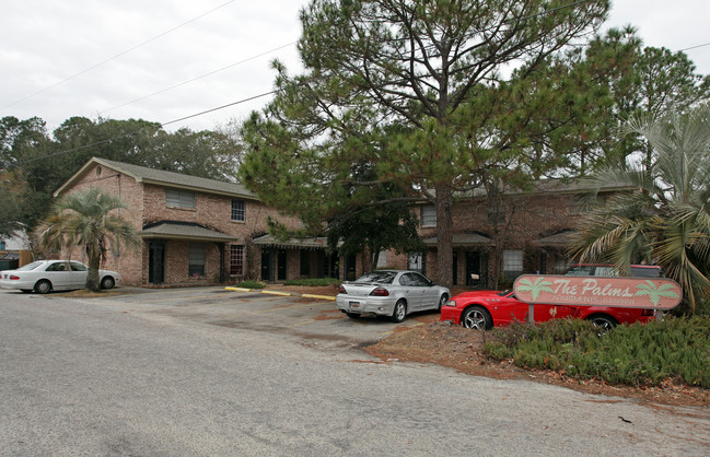 The Palms Apartments in Charleston, SC - Building Photo - Building Photo