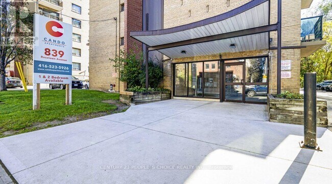 property at 839-839 Roselawn Ave