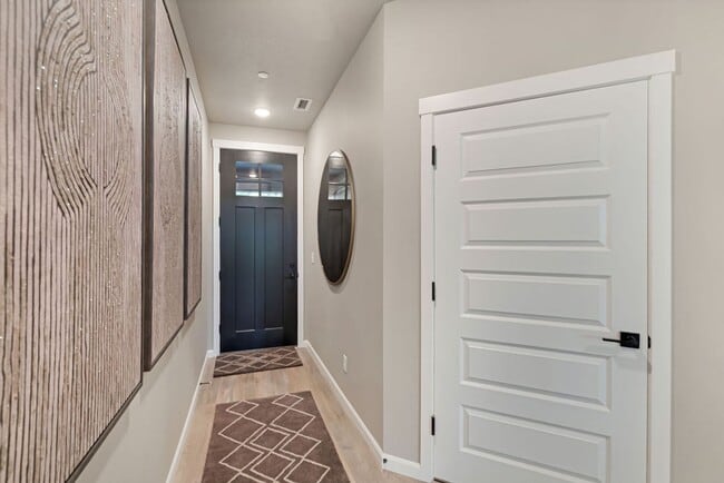 6931 NE 132nd Way in Vancouver, WA - Building Photo - Building Photo