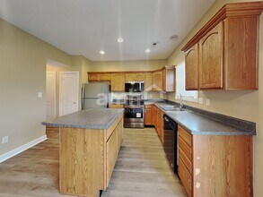 5896 Monticello Square Ln in Indianapolis, IN - Building Photo - Building Photo