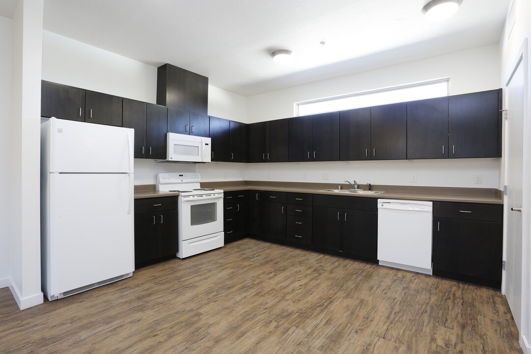 New Leaf in Hobbs, NM - Building Photo