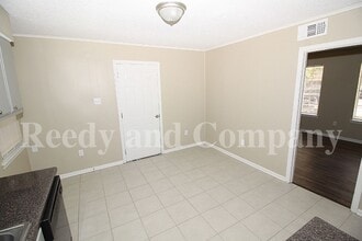 3230 Sweet Springs Dr in Memphis, TN - Building Photo - Building Photo