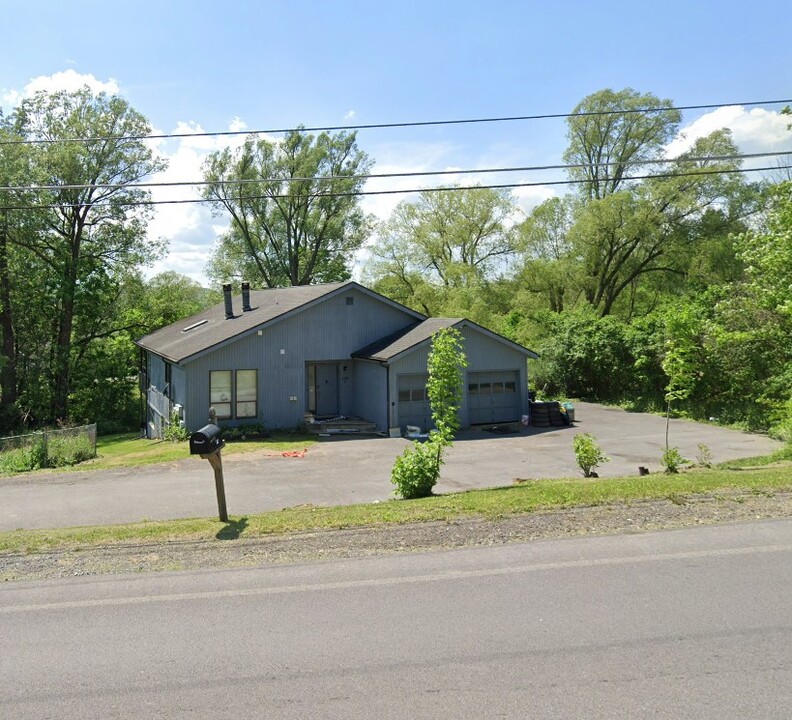 110 Pine Tree Rd, Unit A in Ithaca, NY - Building Photo