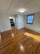 22 Chatham St, Unit 2L in Lynn, MA - Foto de edificio - Building Photo