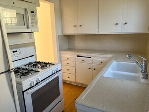 1616 E Ocean Blvd in Long Beach, CA - Building Photo - Building Photo