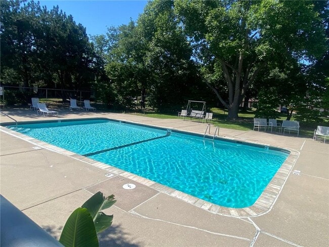 7350 York Ave S in Edina, MN - Building Photo - Building Photo