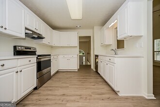 9551 Ashley Oaks Dr in Jonesboro, GA - Building Photo - Building Photo