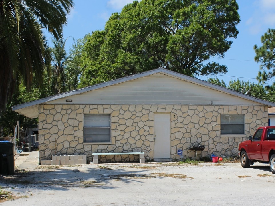 2164 Coral Way in Largo, FL - Building Photo