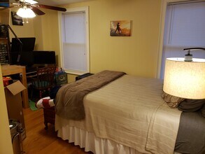206 Summer St, Unit 2 in Somerville, MA - Building Photo - Building Photo