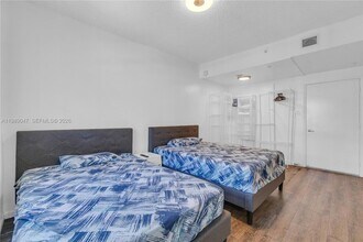 185 SE 14th Terrace, Unit 1611 in Miami, FL - Building Photo - Building Photo