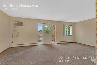 221 7th St N in Sartell, MN - Building Photo - Building Photo