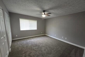 Westwood Village in Panama City, FL - Foto de edificio - Building Photo