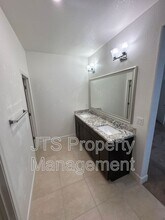 3606 Nuestra Ave in Sacramento, CA - Building Photo - Building Photo
