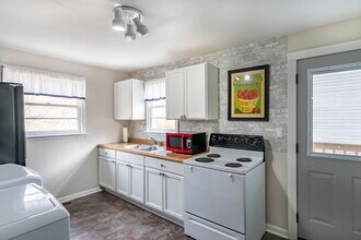 151 Dellway Dr in Nashville, TN - Building Photo - Building Photo