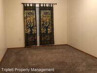 1110 NE 6th Ln photo'