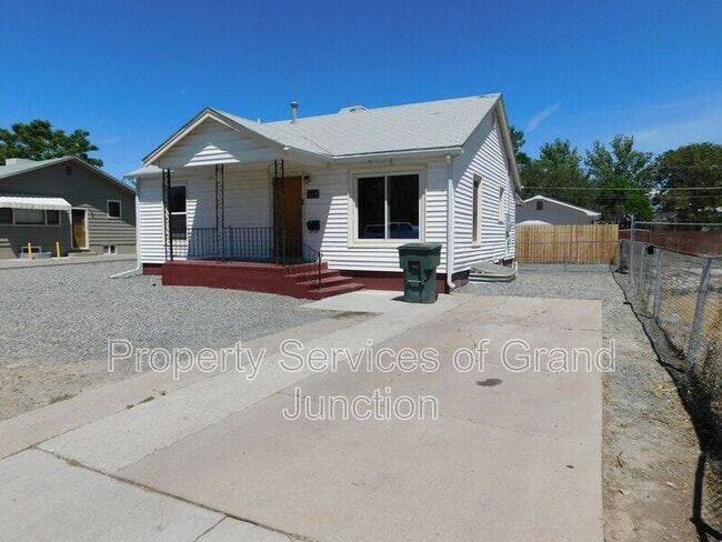 property at 1318 N 16th St