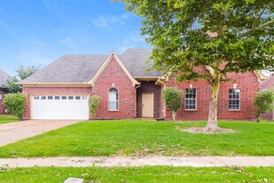 9064 Kyle Duran Ln in Olive Branch, MS - Building Photo