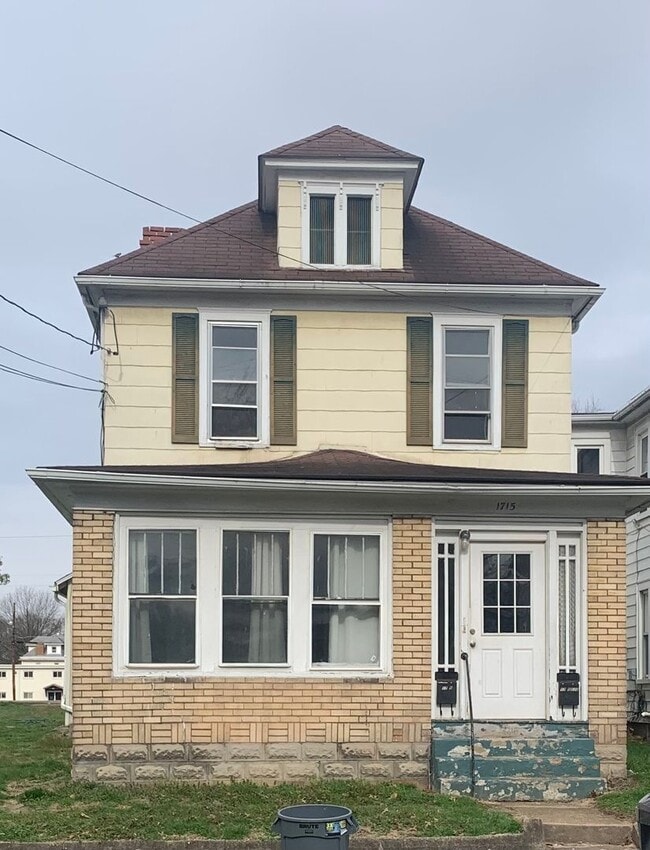 property at 1715 Park St