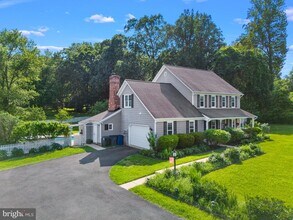 7020 Venus Ct in Haymarket, VA - Building Photo - Building Photo