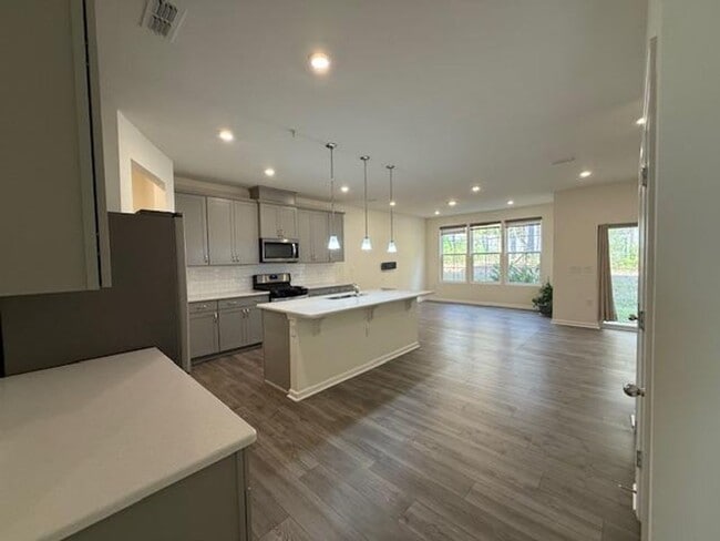 1216 Grenshaw Dr in Morrisville, NC - Building Photo - Building Photo