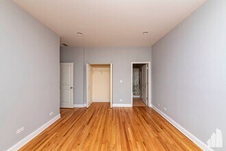 1133 W Addison St in Chicago, IL - Building Photo - Building Photo