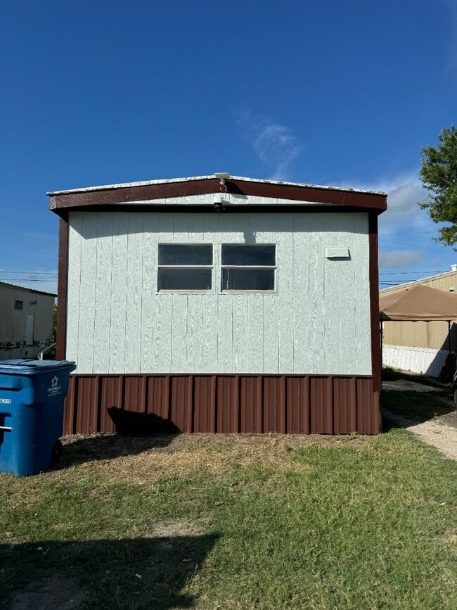 property at 2111 W Austin St