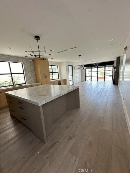 230 2nd St in Huntington Beach, CA - Building Photo - Building Photo