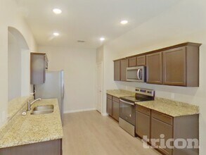 110 Columbia St in Farmersville, TX - Building Photo - Building Photo