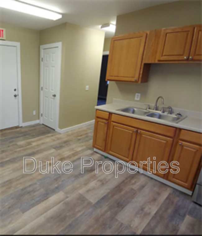 537 Thurston Rd in Rochester, NY - Building Photo - Building Photo