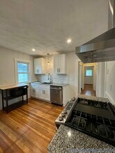 21 Renfrew St in Medford, MA - Building Photo - Building Photo