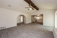 259 Larry Dr in Duncanville, TX - Building Photo - Building Photo