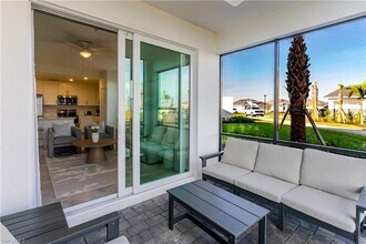 15345 Grn Acrs Ave in Punta Gorda, FL - Foto de edificio - Building Photo