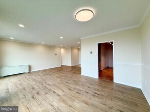4141 Henderson Rd in Arlington, VA - Building Photo - Building Photo