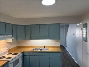 3 Eastview Cir in Greensboro, GA - Foto de edificio - Building Photo