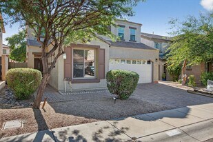 2353 W Barwick Dr in Phoenix, AZ - Building Photo