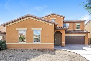 5305 W Novak Way in Phoenix, AZ - Building Photo