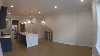 1215 W Erie St in Chicago, IL - Building Photo - Building Photo