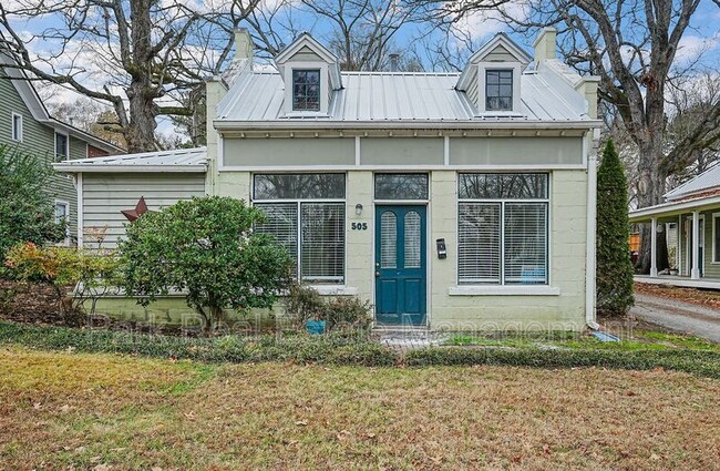 property at 505 N Greensboro St