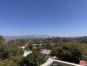 2258 Moreno Dr in Los Angeles, CA - Building Photo - Building Photo
