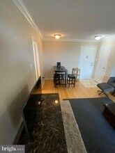 2500 N Van Dorn St in Alexandria, VA - Building Photo - Building Photo
