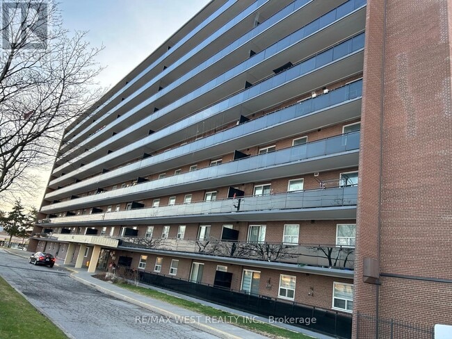 property at 3533 Derry Rd E