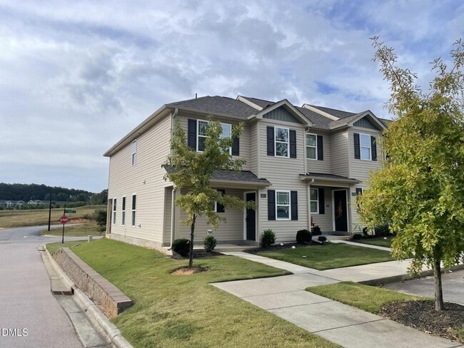 2021 Wiggins Village Dr in Youngsville, NC - Building Photo - Building Photo