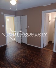 207-207 Davis St in Longview, TX - Building Photo - Building Photo