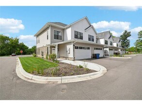 4760 Ironwood Cir in Minnetrista, MN - Building Photo - Building Photo
