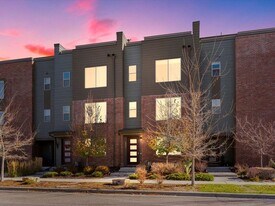 2504 N Moline St in Aurora, CO - Building Photo