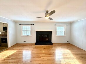 11011 Pennway Dr in Richmond, VA - Building Photo - Building Photo